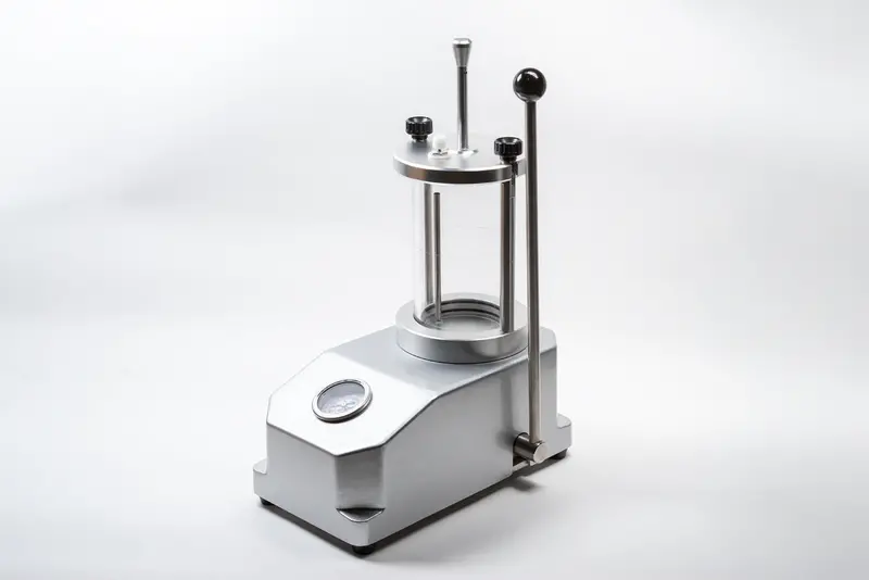 6-Bar (6 Atm) Water Resistance Pressure Tester For Watches 1