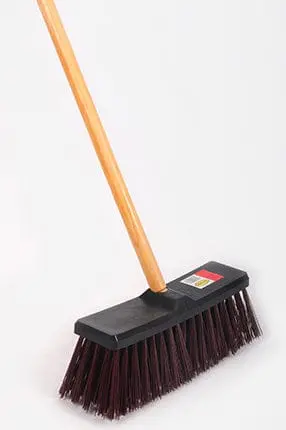 Eterna #10 Industrial Push Broom – Heavy-Duty Polypropylene Bristles For Warehouses And Loading Docks 1